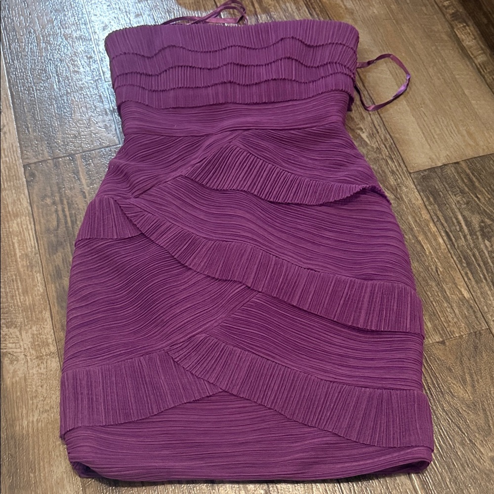 Elegant Dark Orchid Strapless Dress